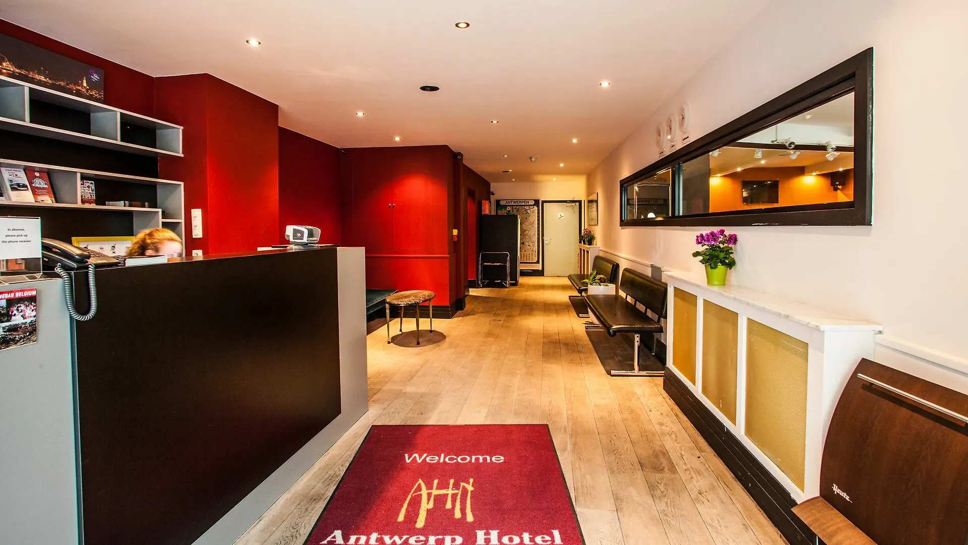 Hotel National Antwerp 3*,